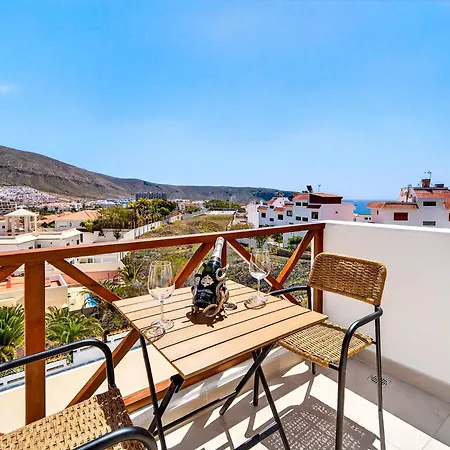 Sunny 2-bedroom Duplex With Terrace & Ocean Views In Cristianos Apartman *